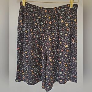 Vintage flowy, floral pattern shorts